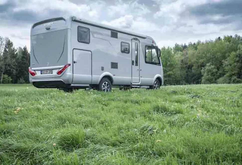 Hymer-B-Class-rear-external-view-48406
