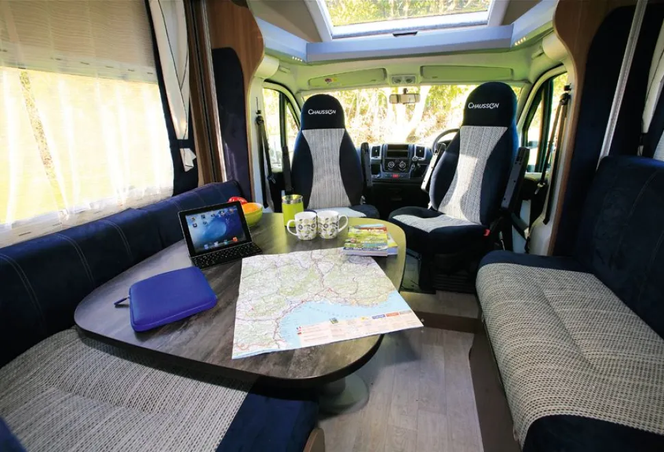 rhp_chausson-lounge