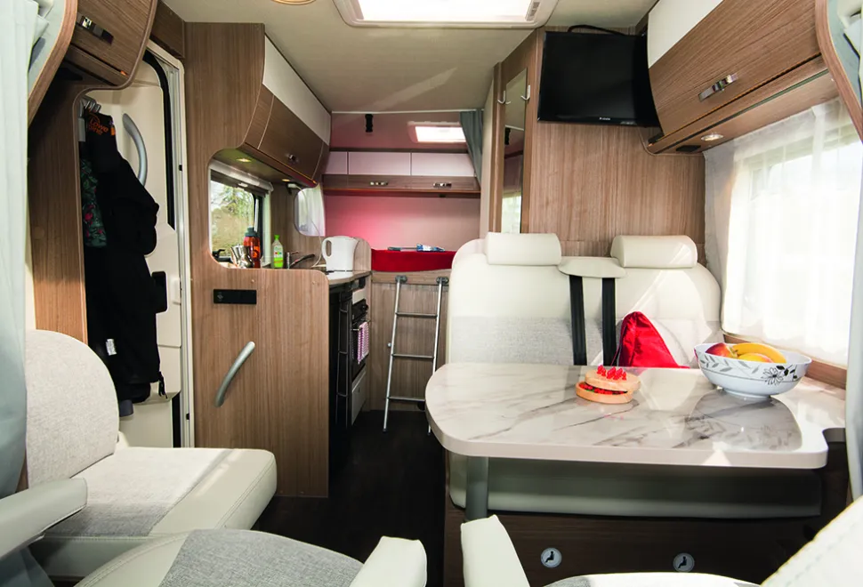 8_0-View-aft-restful-decor-and-comfortable-seating-DSC_1319-03185