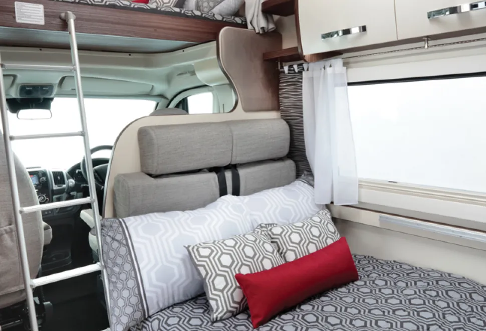 BenimarMileo313_front_bed-88995