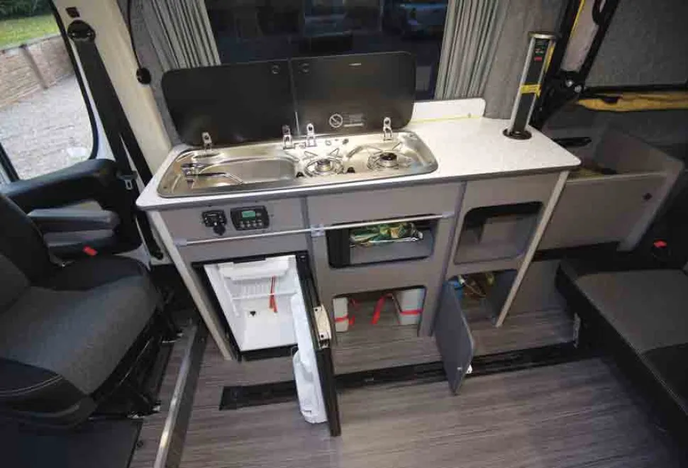 Leo-Kinder-kitchen-16537