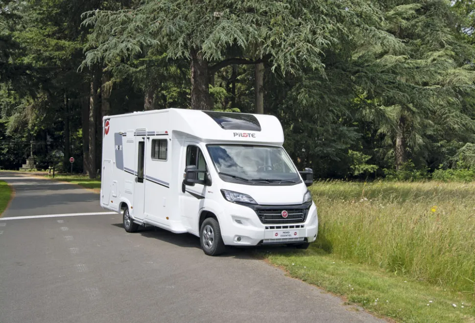 Pilote-exterior-70120