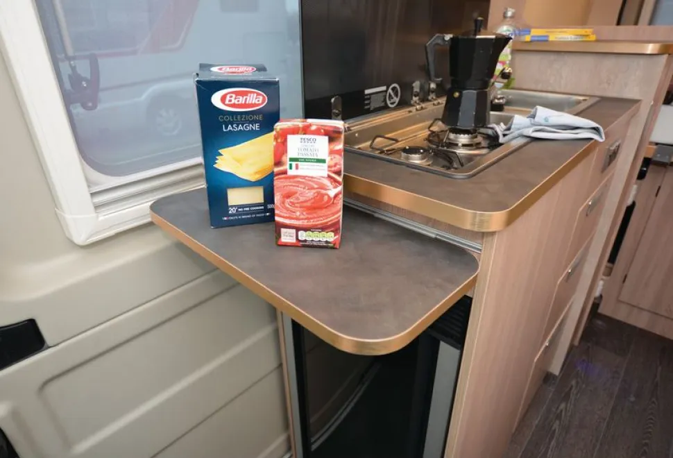 Laika-Ecovip-540-campervan-kitchen-25780