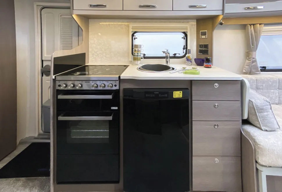Kitchen-surface-area-is-ample-and-there-is-an-additional-area-of-worktop-to-hinge-up-into-position-on-the-forward-end-when-you-need-it-52407