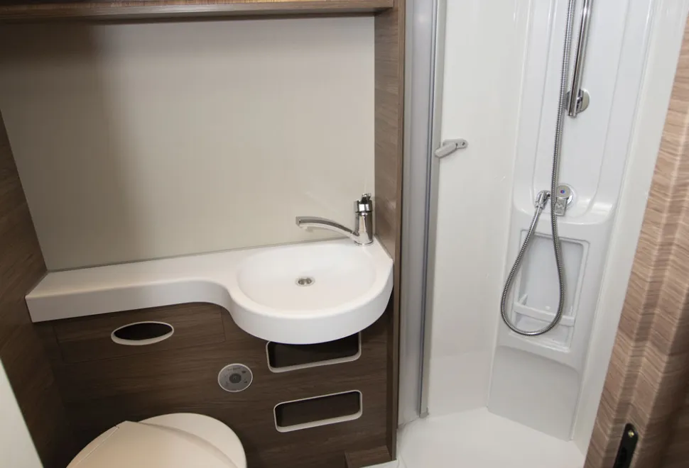 Knaus-Live-washroom-77351