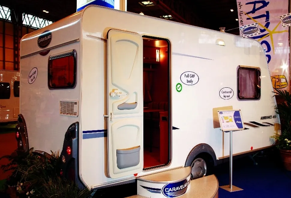 Fiche Technique Caravane Caravelair Ambiance 400