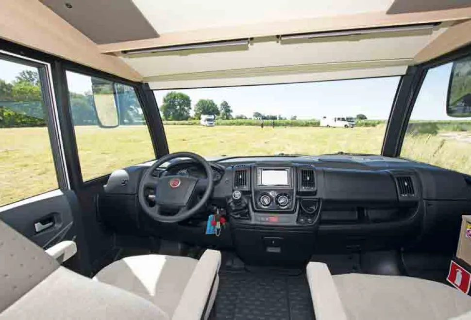 Itineo-driver-cab-34829