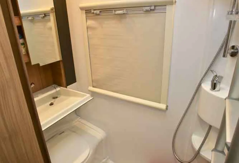 590ST-ADRIA-24-86716