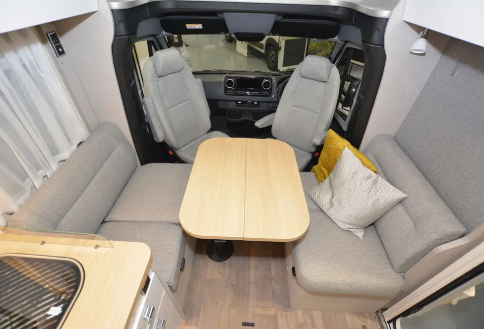 Hymer-lounge-62562