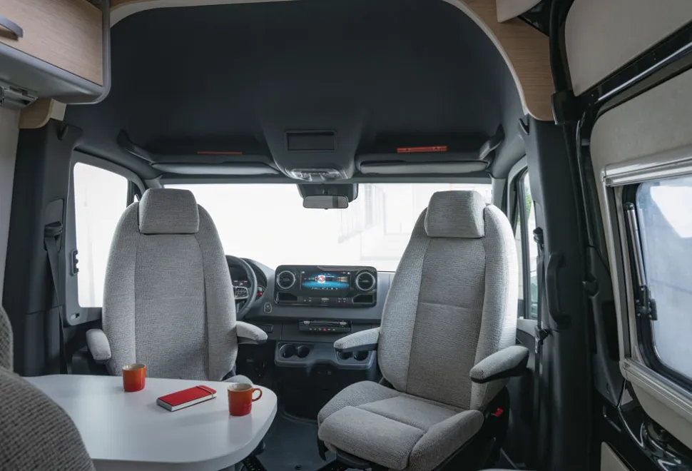 Hymer_Camper_Vans_Free_S_interior_view_c_Hymer_GmbH_und_CoKG_2-38238