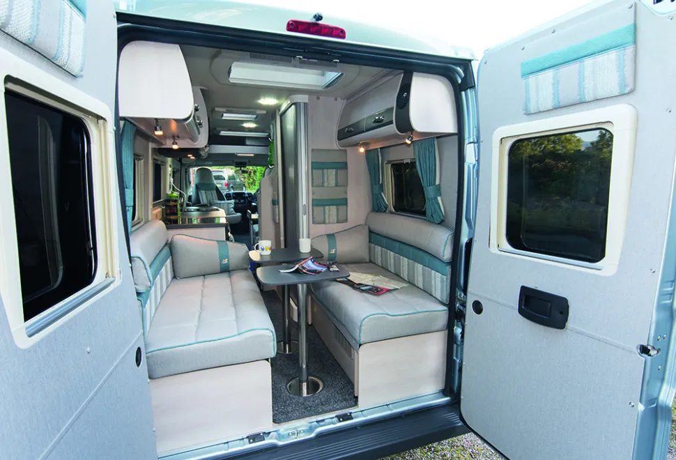 10.0-Comfortable-rear-lounge-with-two-small-tables-DSC_1582-51423