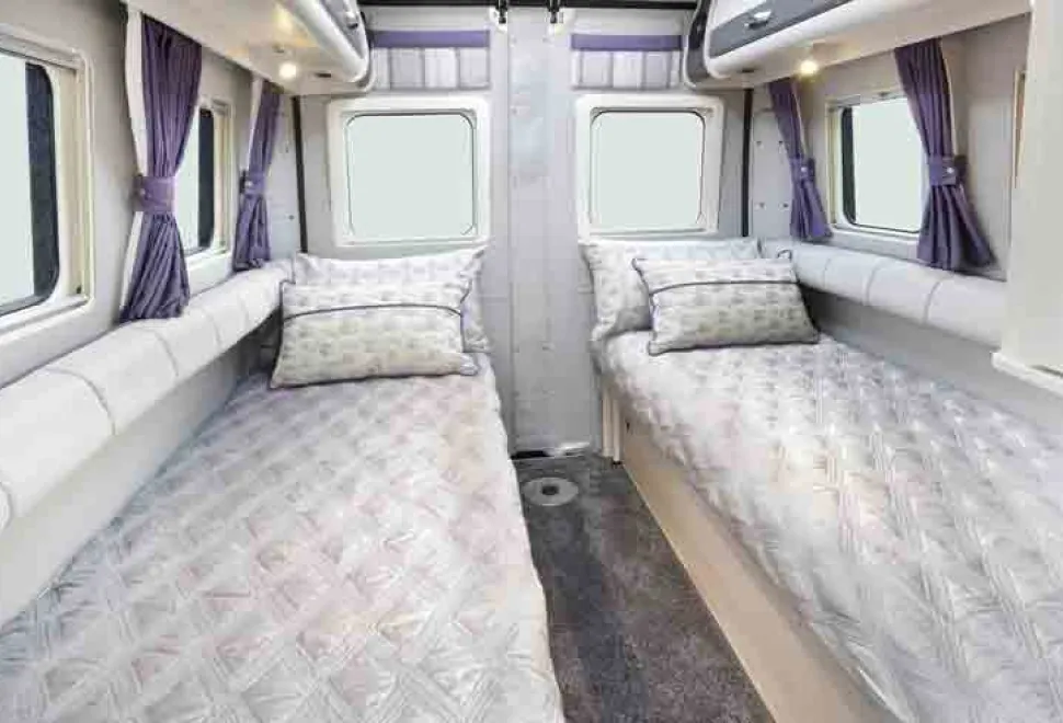 Warwick_Duo_single_beds-18312