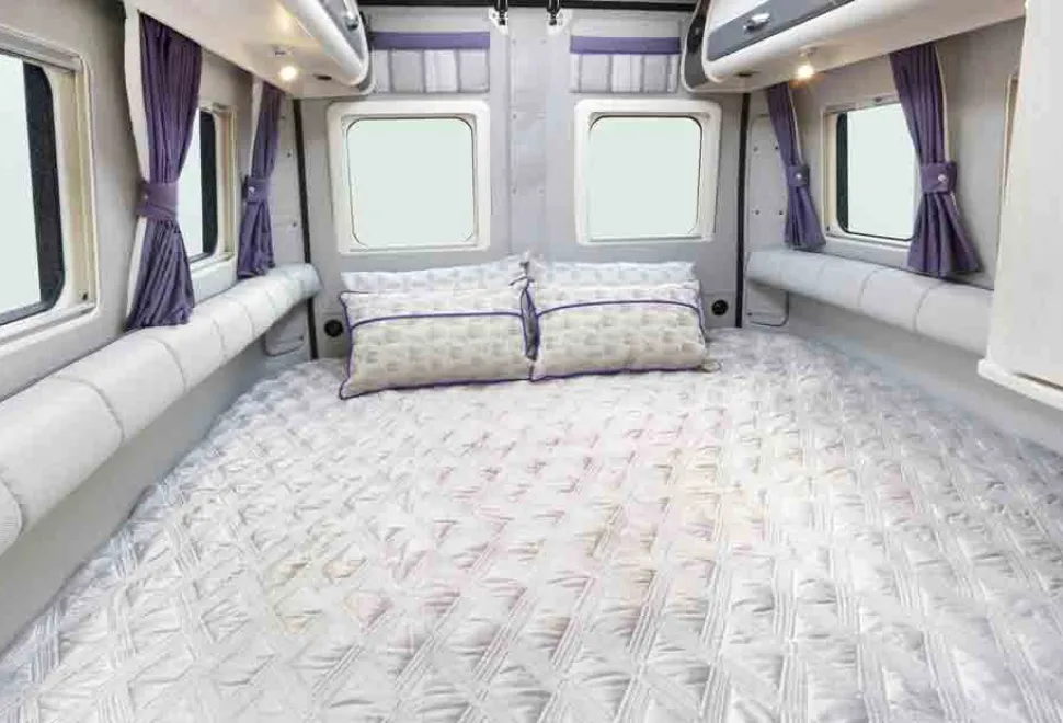 Warwick_Duo_double_bed-78185