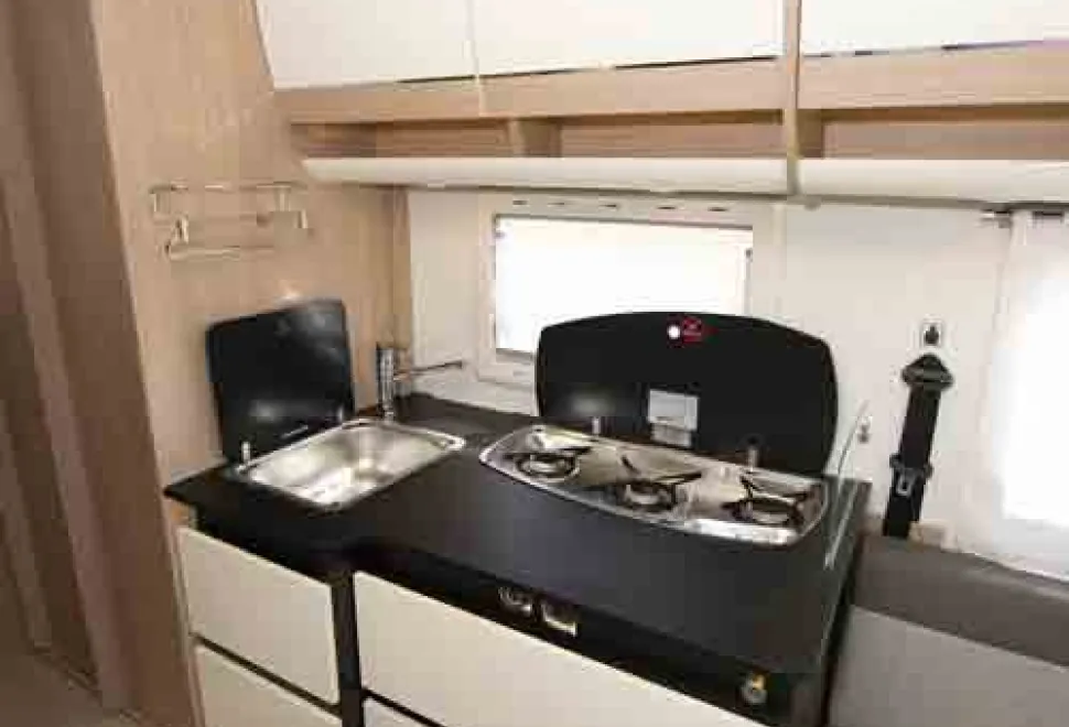 Itineo-kitchen-03122