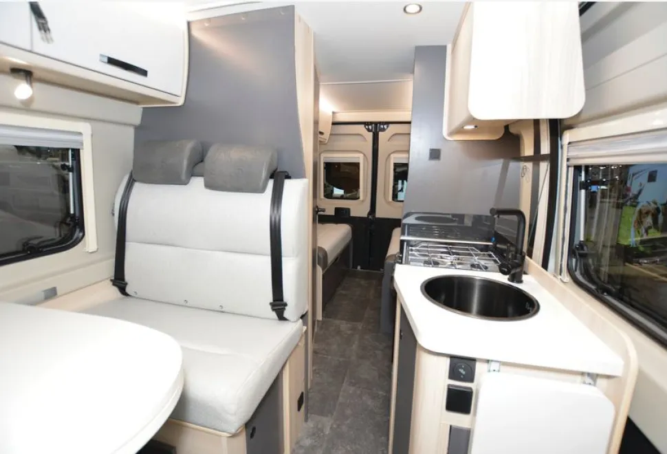 Xplore CV X8 high-top with rising roof campervan interior