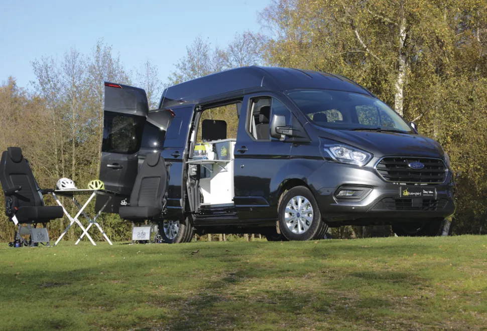 L1_H2_Transit_Custom_Dayvan_AutoCamper-89487