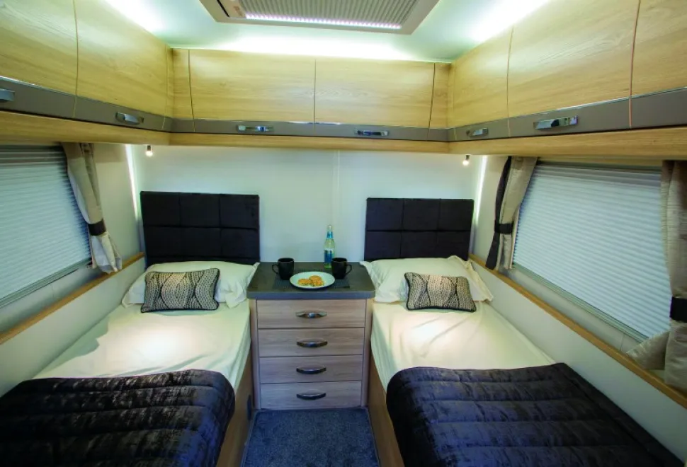 Twin-beds-at-the-rear;-a-cosy-and-secluded-bedroom-36318