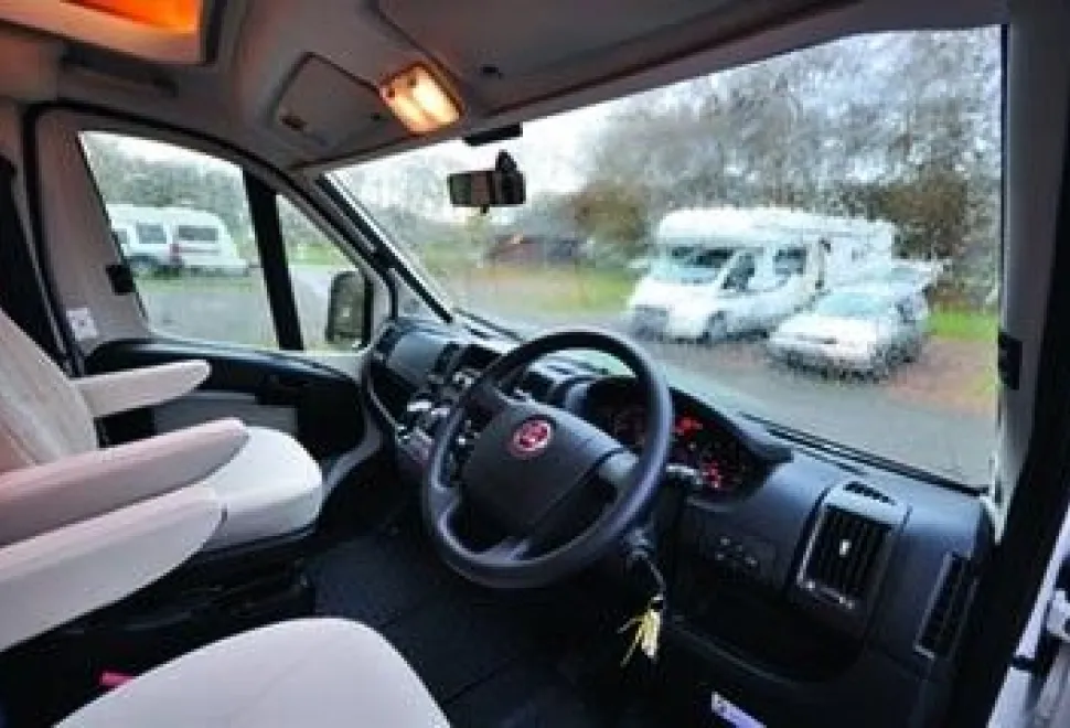 rhp_Hymer28