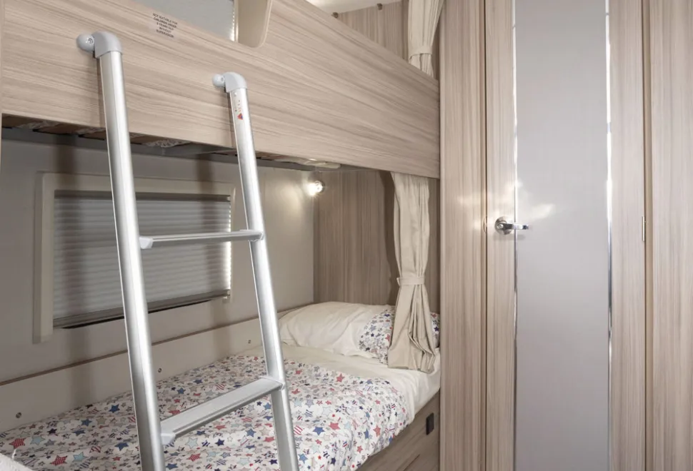 Coachman-bunks-72478