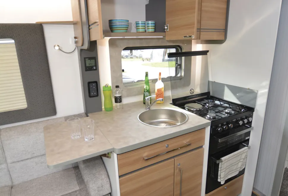 Bailey-Adamo-69-4-kitchen-60444