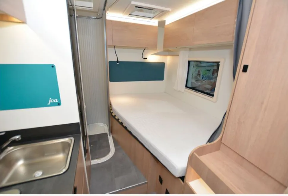 Joa-Camp-60F-bed-27767