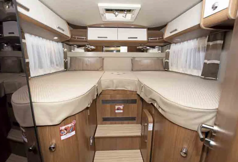 Carthago-C-tourer-fixed-beds-61346