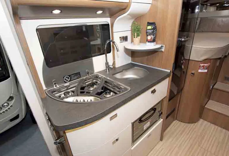 Carthago-C-tourer-kitchen-73740