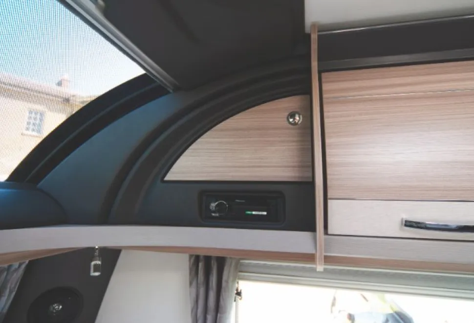 Neat-corner-lockers-and-a-sound-system-that-connects-to-smartphones-21548