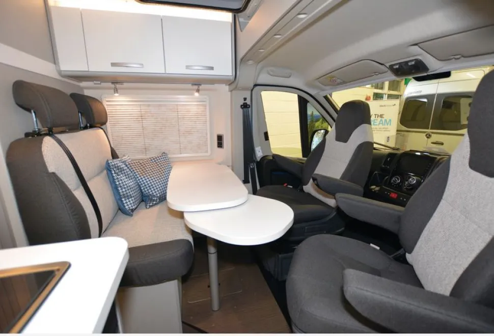 Hymer-540-interior-95389