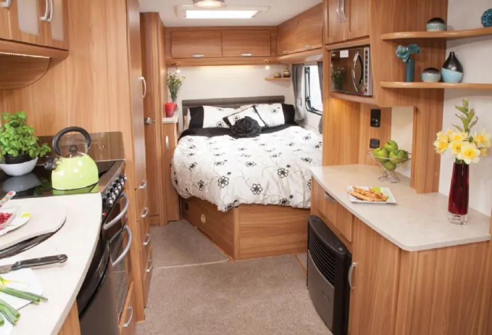rhp_The set of bedding costs extra - but well worth it!
