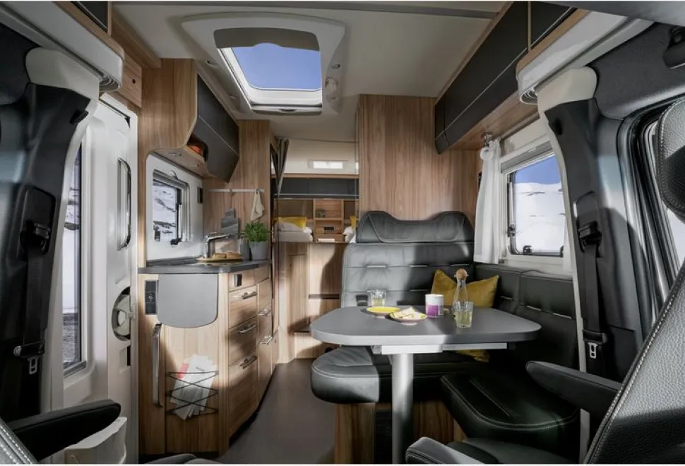 Hymer-ML-T-CrossOver-interior-(photo-courtesy-of-Hymer)-15322