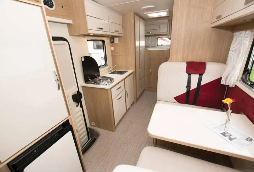 Rimor-Seal-5-interior-60358
