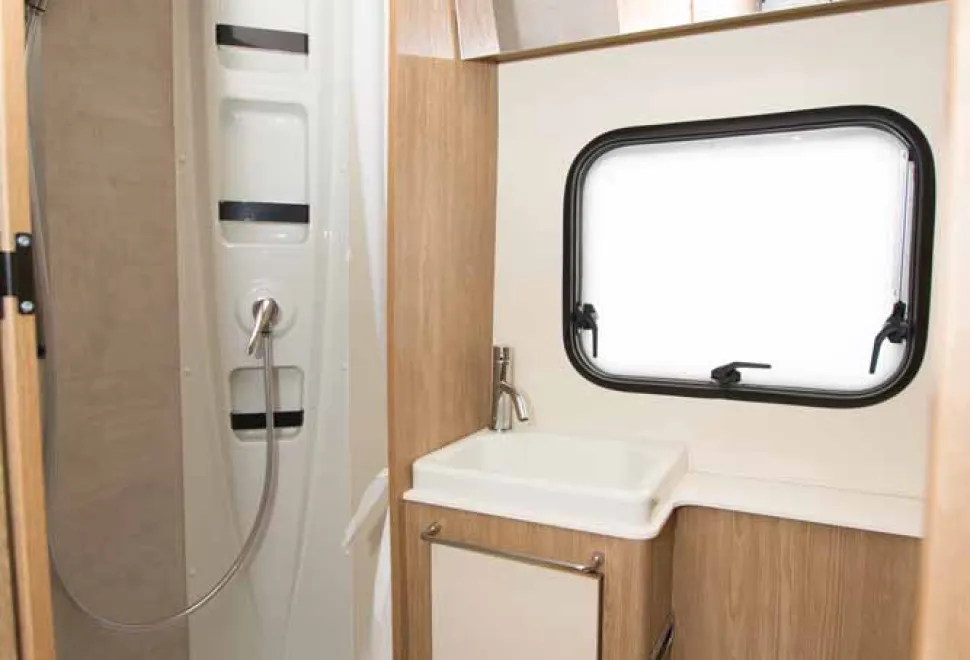 Rimor-Seal-5-washroom-59842