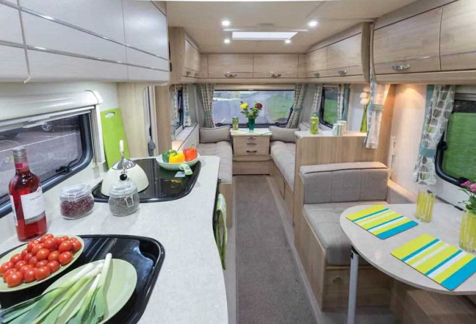 Open-plan-in-the-central-area;-this-model-has-a-spacious-feel-25814