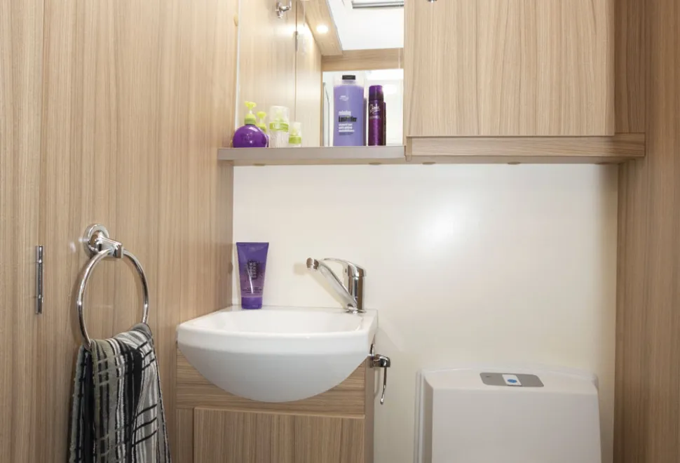 Bailey-washroom-48296