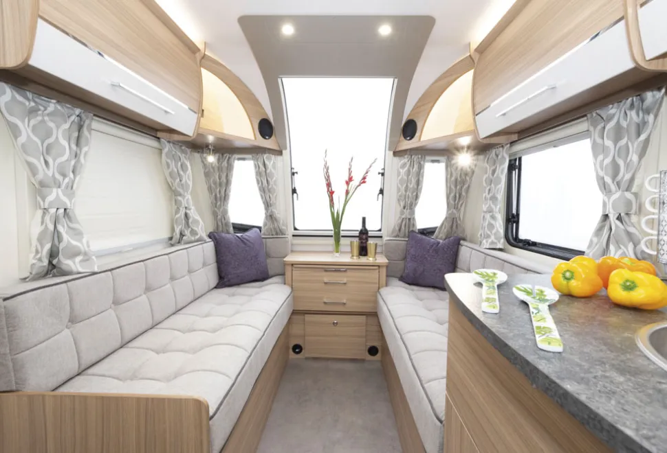 Bailey-settees-15293