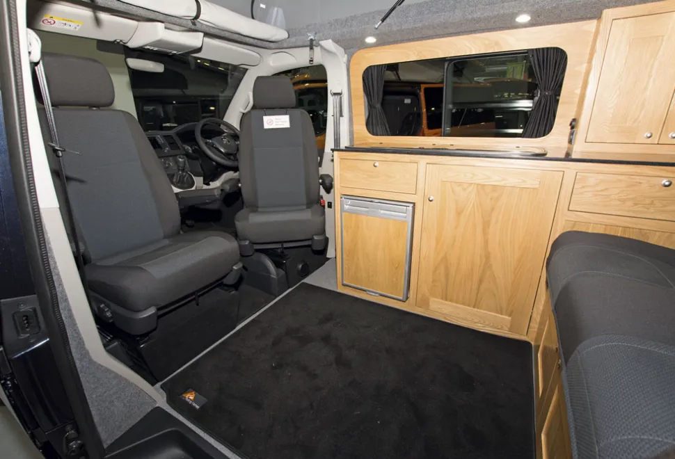 Columbus-cab-seats-78206