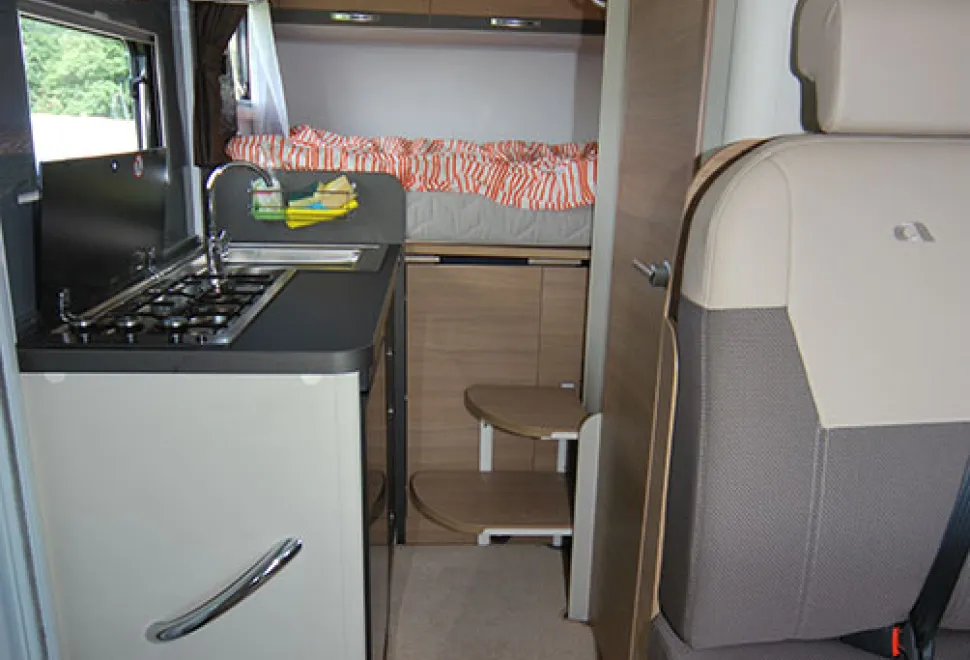 Adria-4-90946