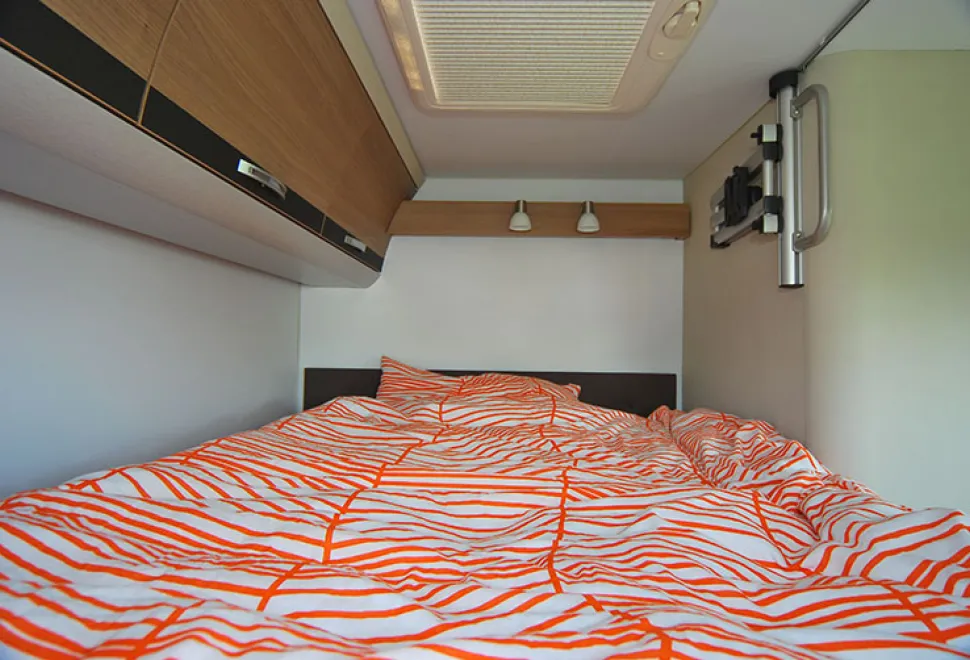 Adria-5-89992