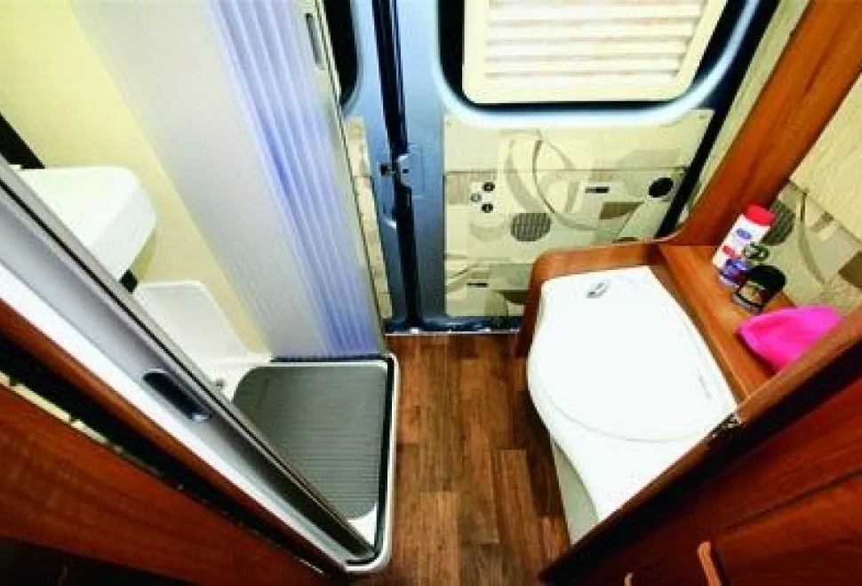 rhp_Auto-Sleeper Kemerton 4