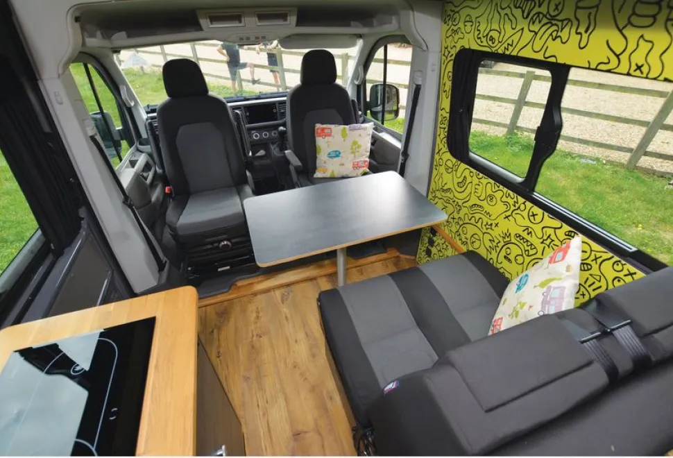 8-Ball-XL-Crafter-interior-70060