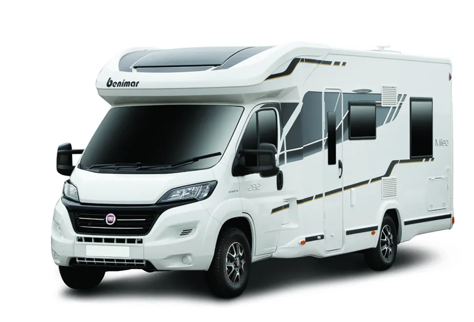 Benimar_Mileo_282_front_3_4-56915