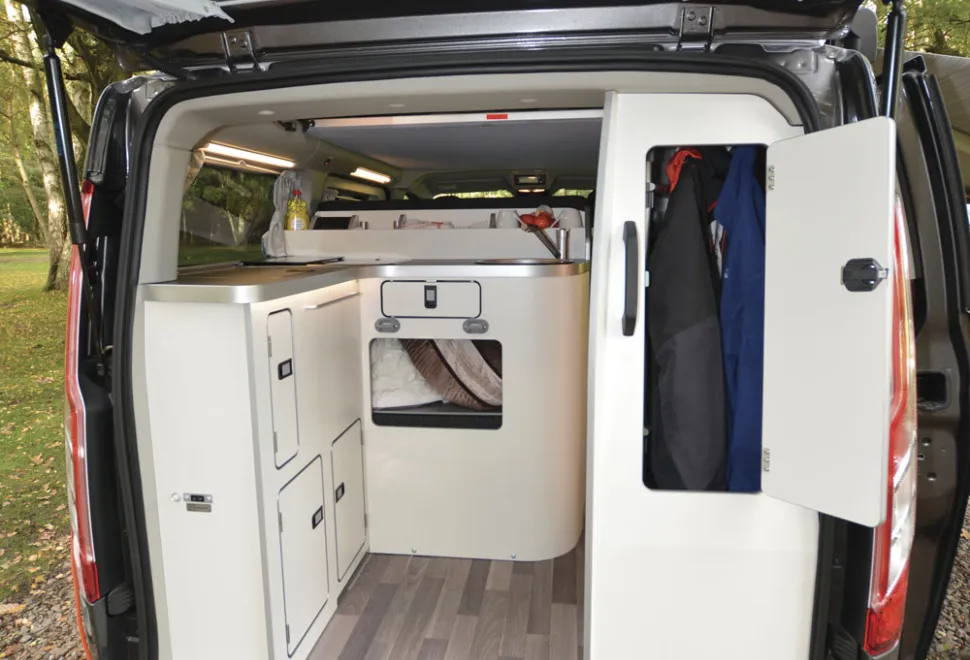 Nugget-rear-doors-61904