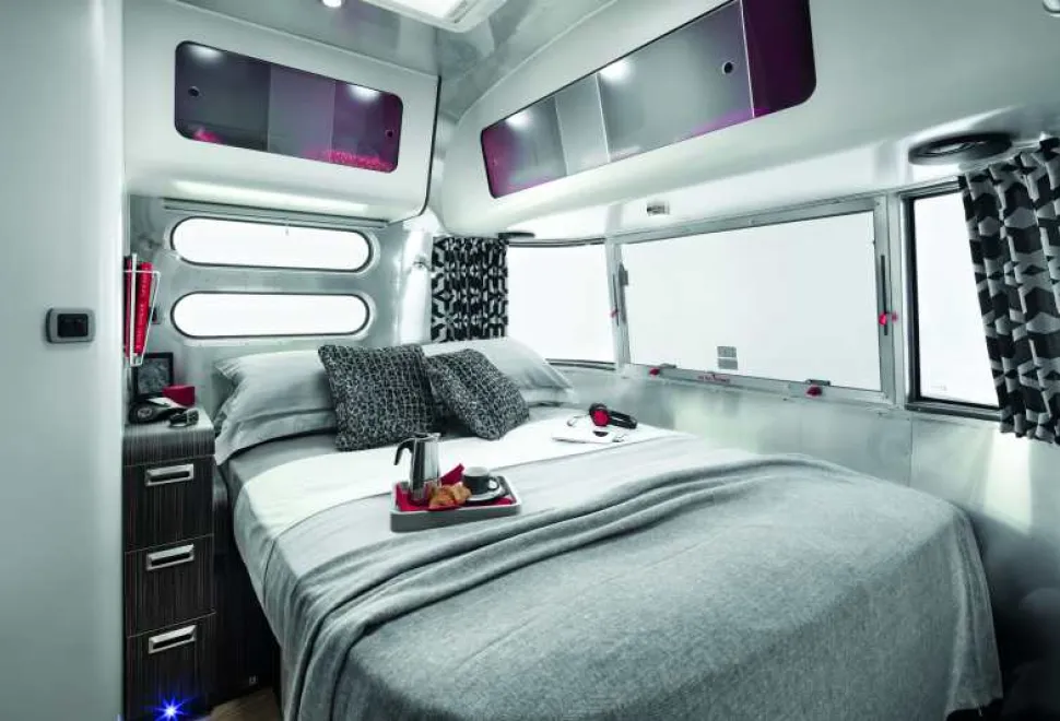Airstream-Colorado-Bedroom-04776