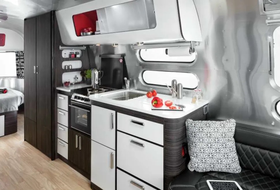 Airstream-Colorado-Kitchen-03183