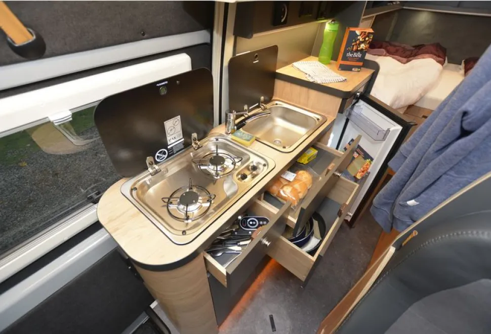 Globe-Traveller-Voyager-Z-kitchen-52605