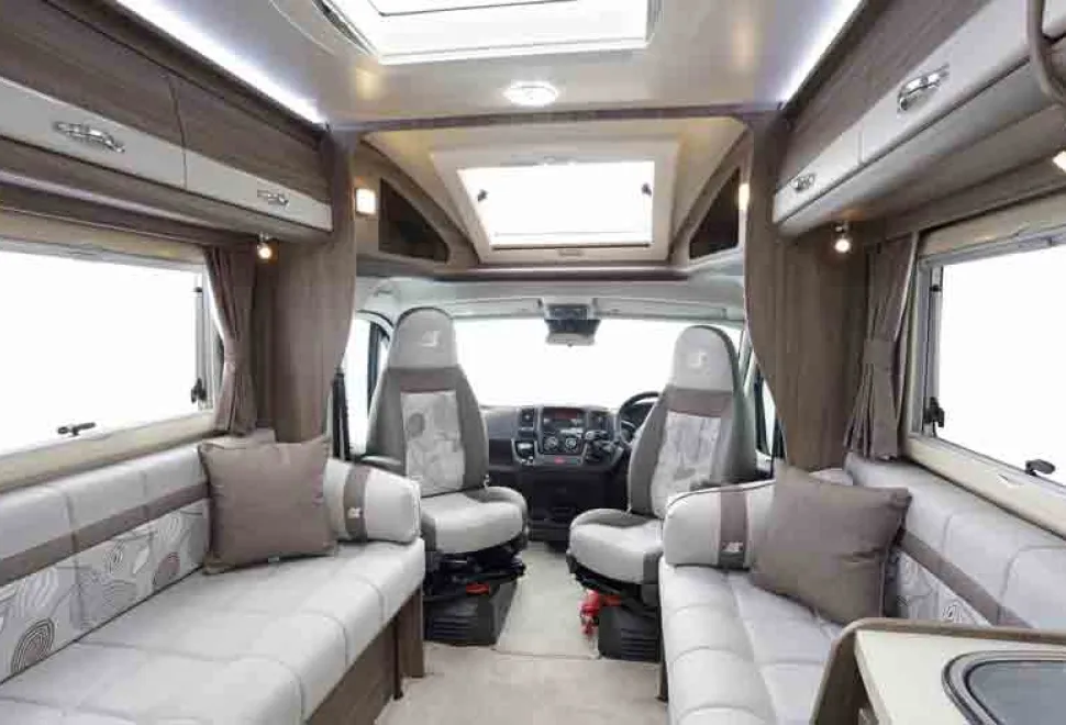 Corinium-FB-lounge-13647