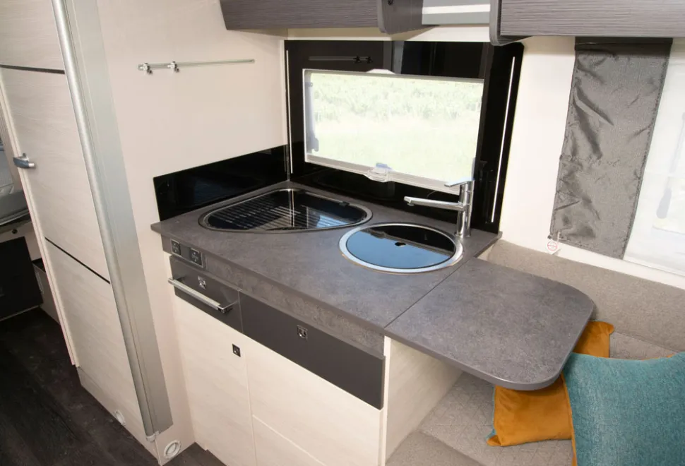 Chausson-kitchen-29905