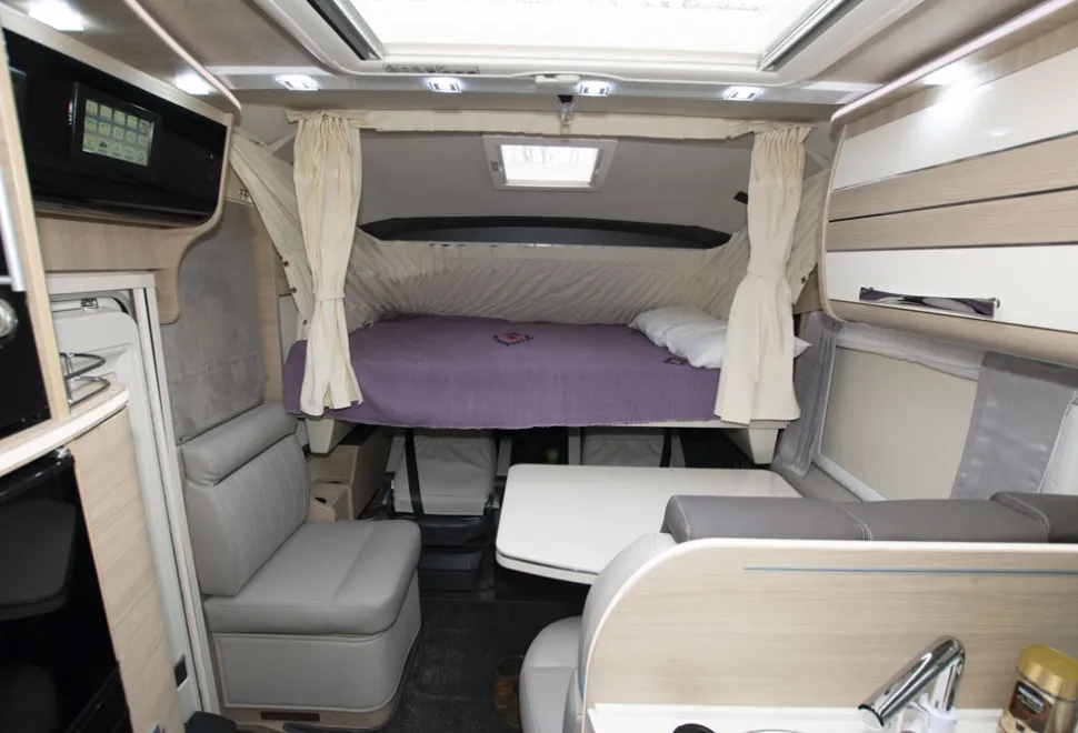 Mobilvetta-drop-down-bed-86070