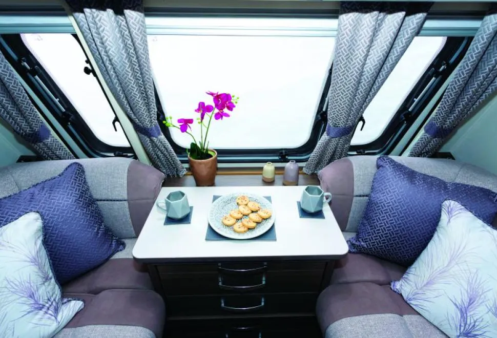 The-pull-out-table-gives-you-75cm-x-68cm-of-space-43683
